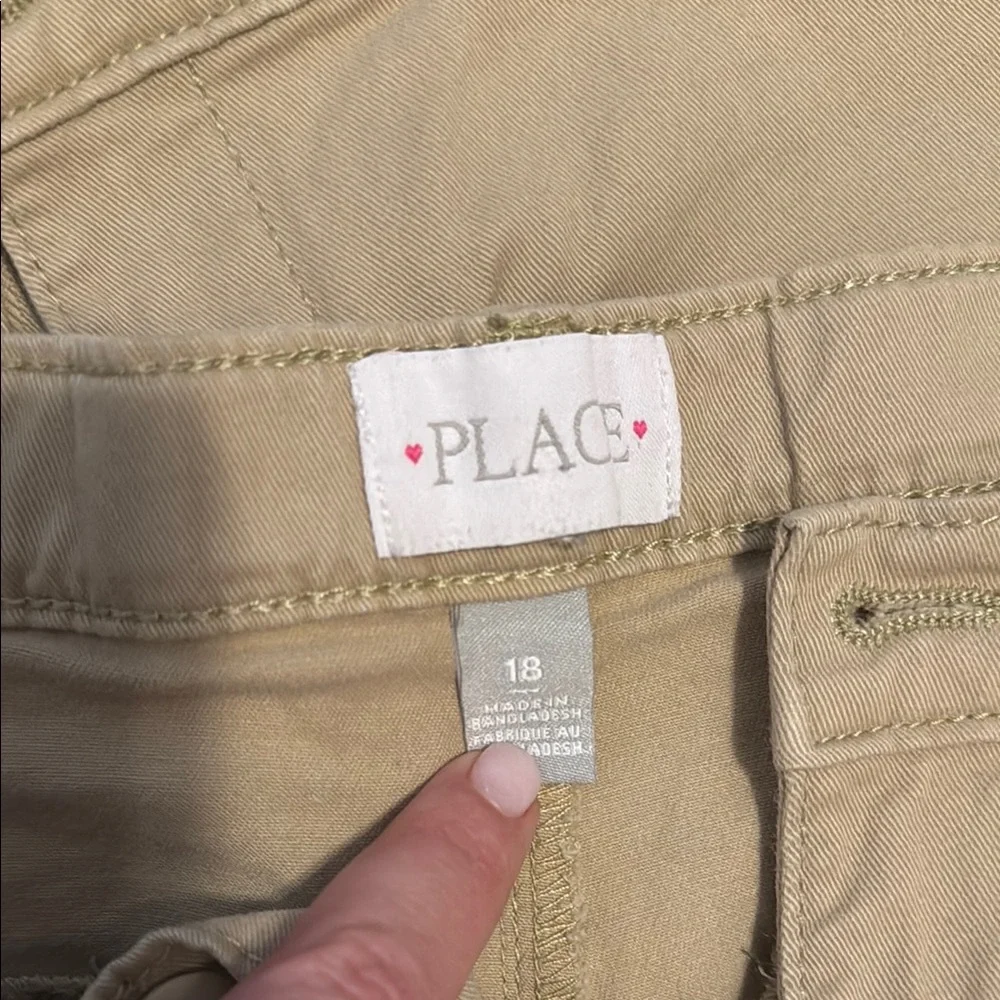 Children's Place Khaki Shorts- 3 pack bundle,size 18‎